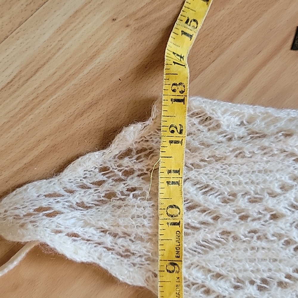 Express Crochet Tank Style Top - Picture 6 of 8